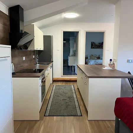 Apartma Pergola Apartment *