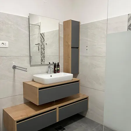 Apartma Pergola * Secovlje