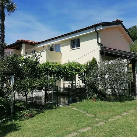 Apartma Pergola Apartman