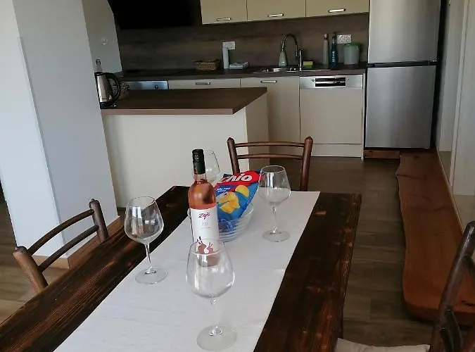 Apartma Pergola Apartman *